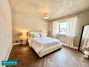 Bedroom- click for photo gallery